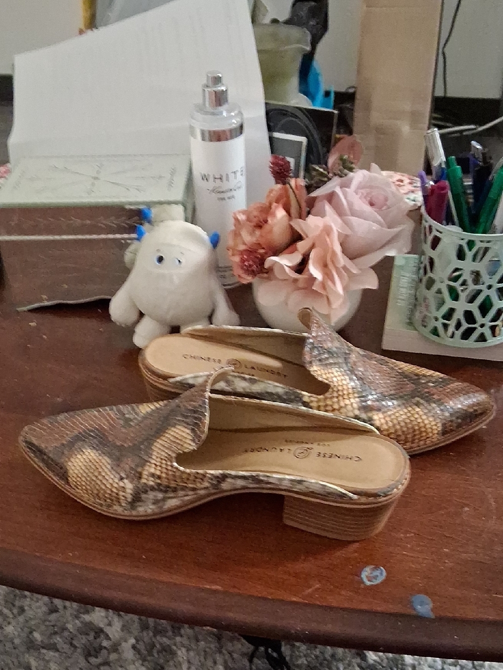 Chinese Laundry Faux Taupe Snake-Print Slip-On Mules Size 38.5. Good Condition